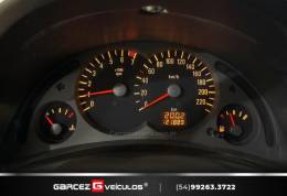 CHEVROLET - CORSA - 2003/2004 - Vermelha - R$ 23.900,00