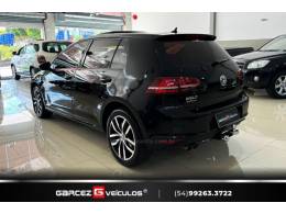 VOLKSWAGEN - GOLF - 2017/2017 - Preta - R$ 105.000,00