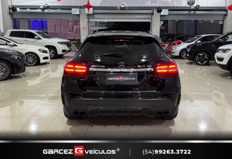 MERCEDES-BENZ - GLA 45 AMG - 2018/2019 - Preta - R$ 249.900,00