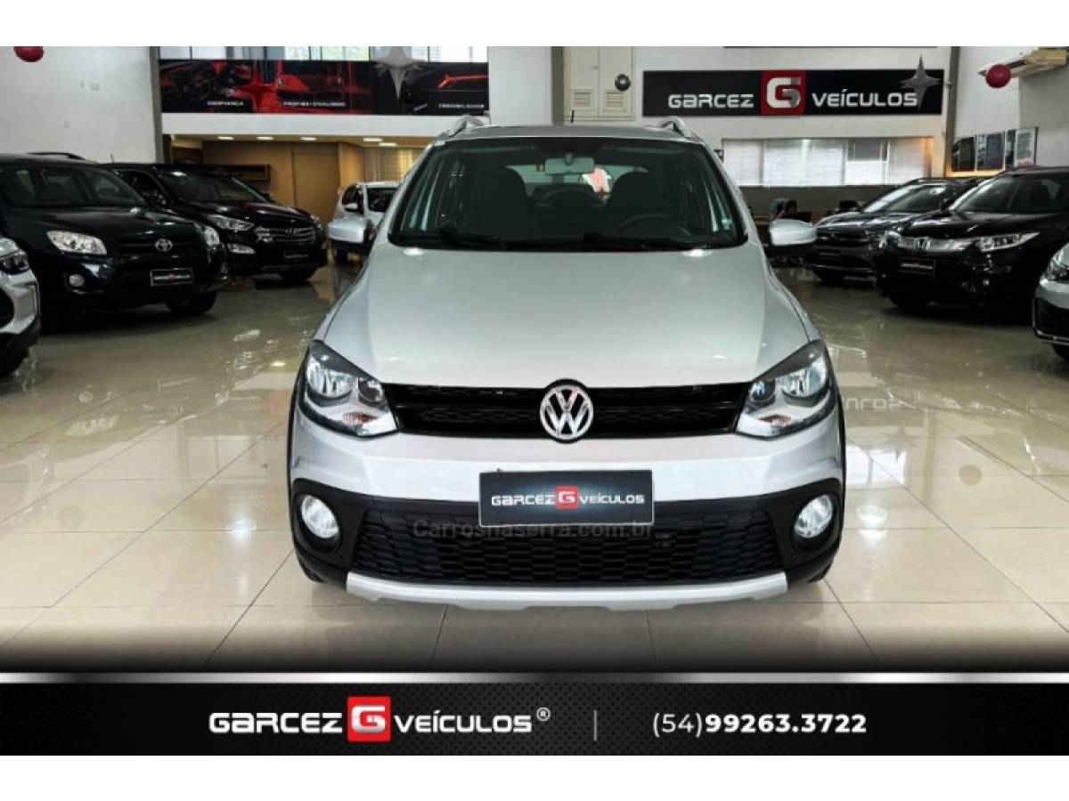 VOLKSWAGEN - CROSSFOX - 2013/2013 - Prata - R$ 42.900,00