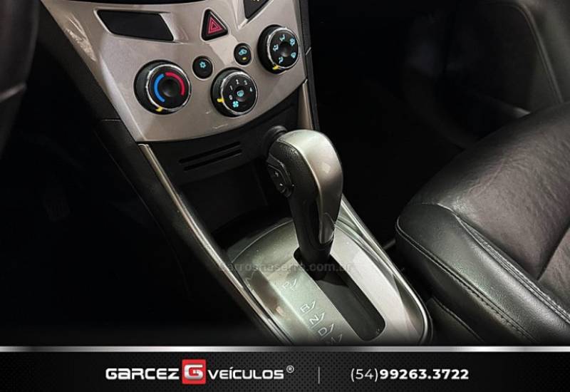 CHEVROLET - TRACKER - 2013/2014 - Branca - R$ 68.900,00