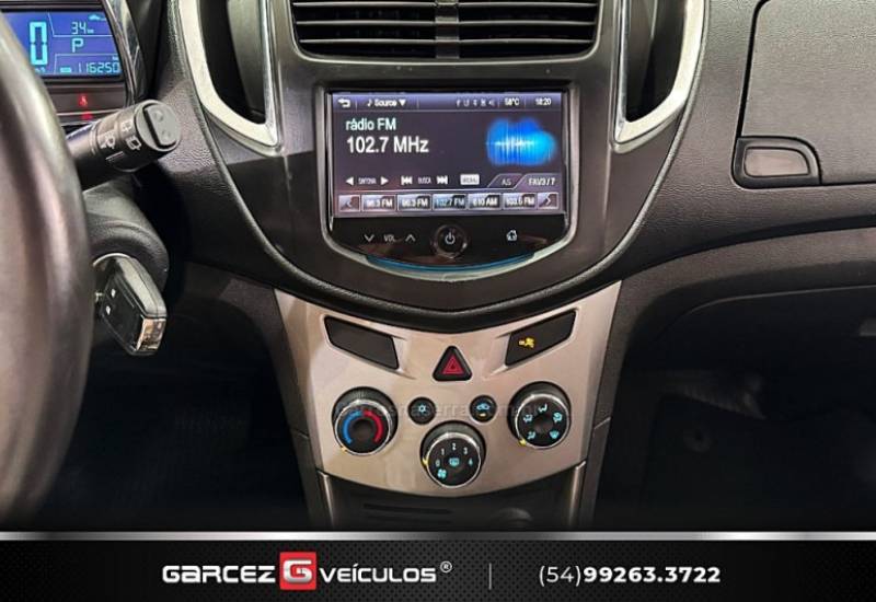 CHEVROLET - TRACKER - 2013/2014 - Branca - R$ 68.900,00
