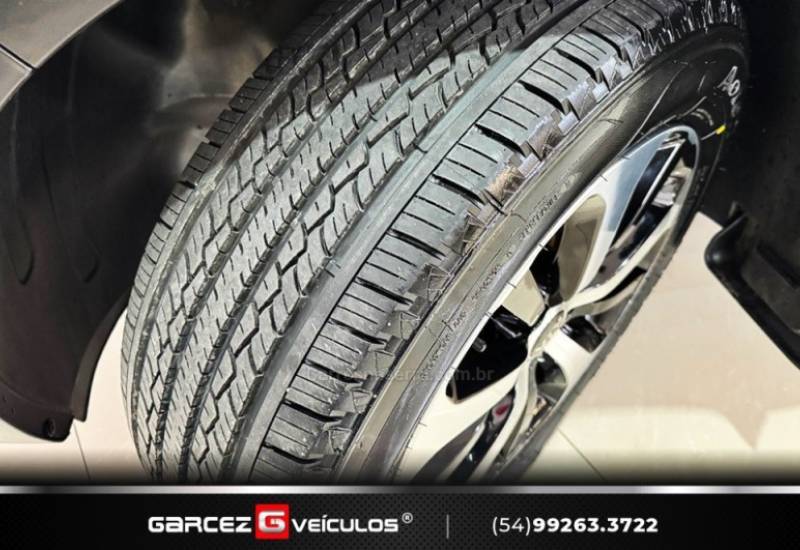 KIA MOTORS - SORENTO - 2015/2016 - Preta - R$ 119.900,00