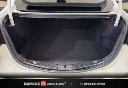 FORD - FUSION - 2016/2017 - Branca - R$ 110.000,00