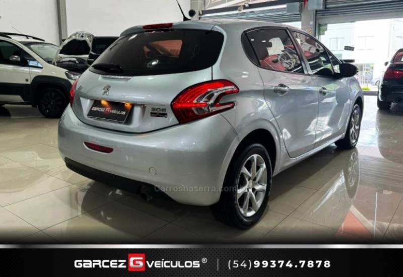 PEUGEOT - 208 - 2015/2016 - Prata - R$ 45.900,00