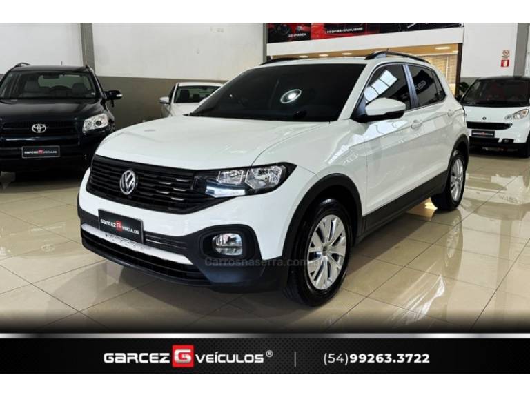 VOLKSWAGEN - T-CROSS - 2020/2021 - Branca - R$ 95.900,00