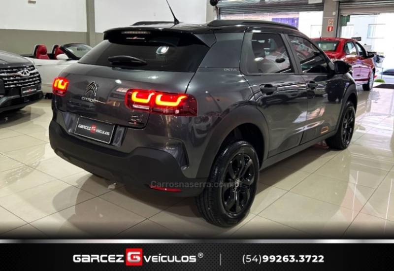 CITROËN - C4 CACTUS - 2021/2022 - Cinza - R$ 82.000,00