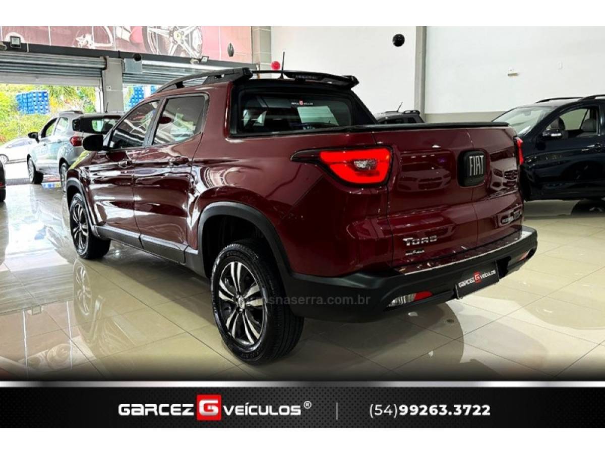 FIAT - TORO - 2021/2022 - Vermelha - R$ 114.900,00