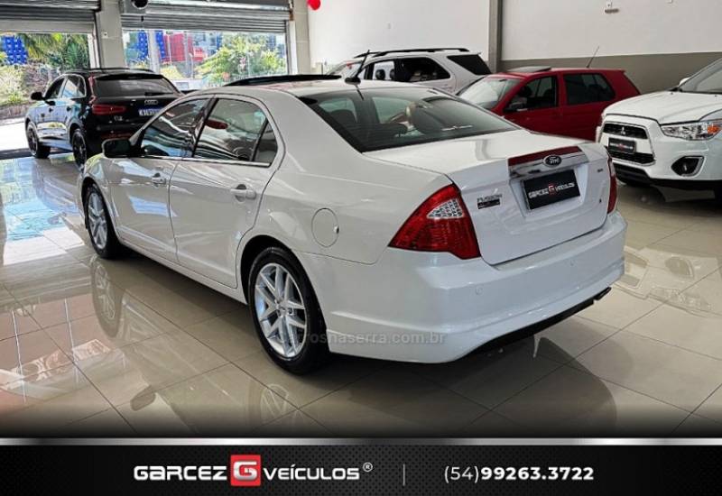 FORD - FUSION - 2011/2012 - Branca - R$ 54.000,00