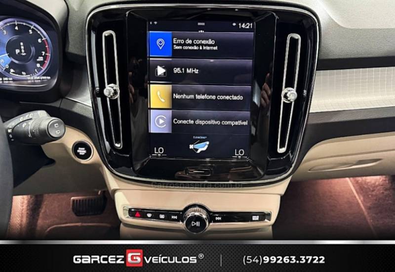 VOLVO - XC 40 - 2020/2020 - Preta - R$ 152.000,00