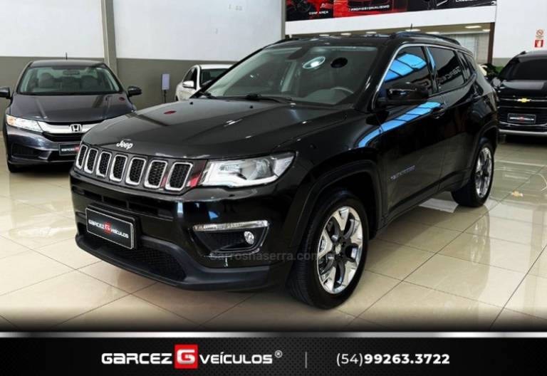 JEEP - COMPASS - 2018/2019 - Preta - R$ 99.900,00