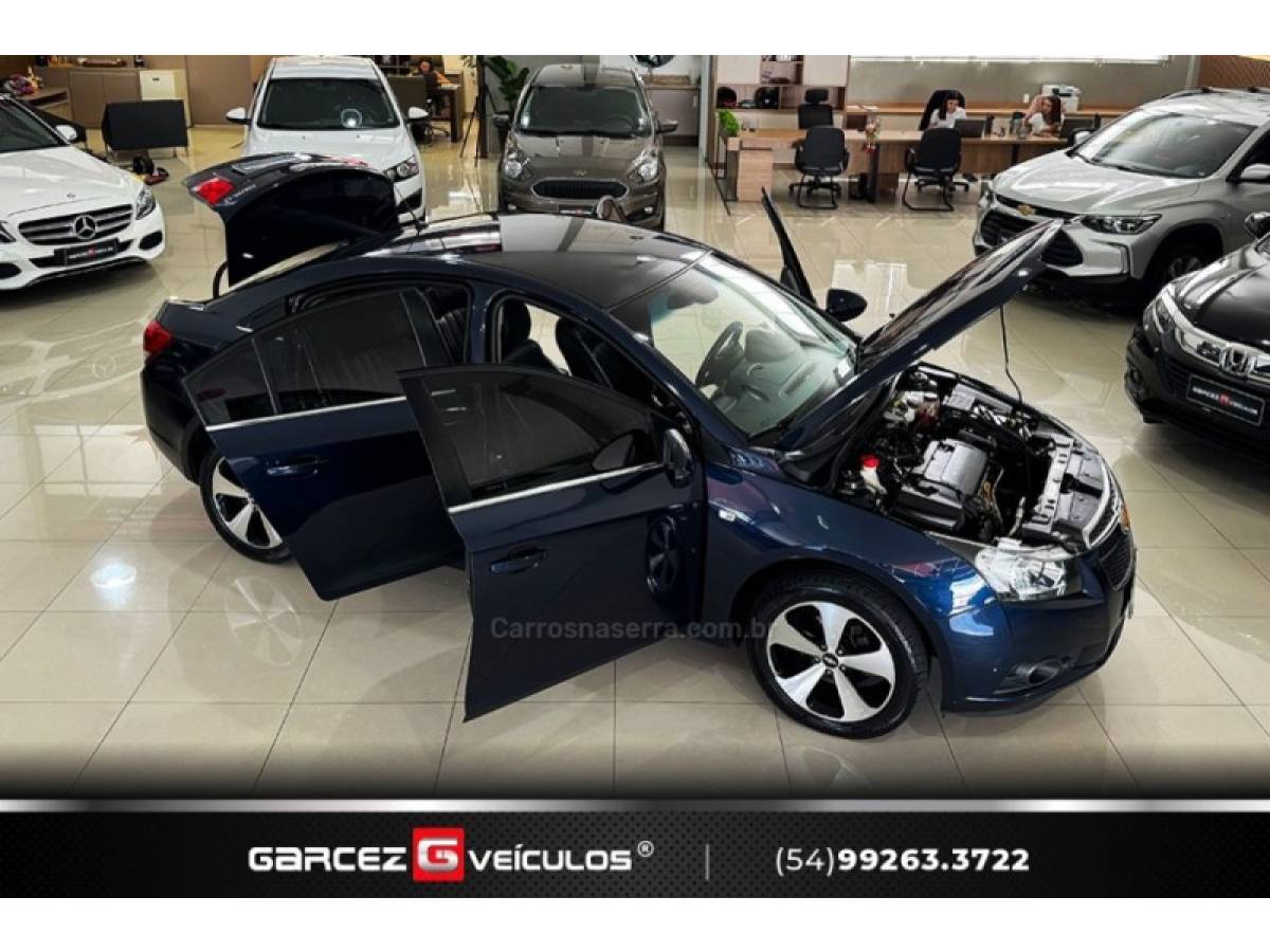 CHEVROLET - CRUZE - 2014/2014 - Azul - R$ 62.000,00