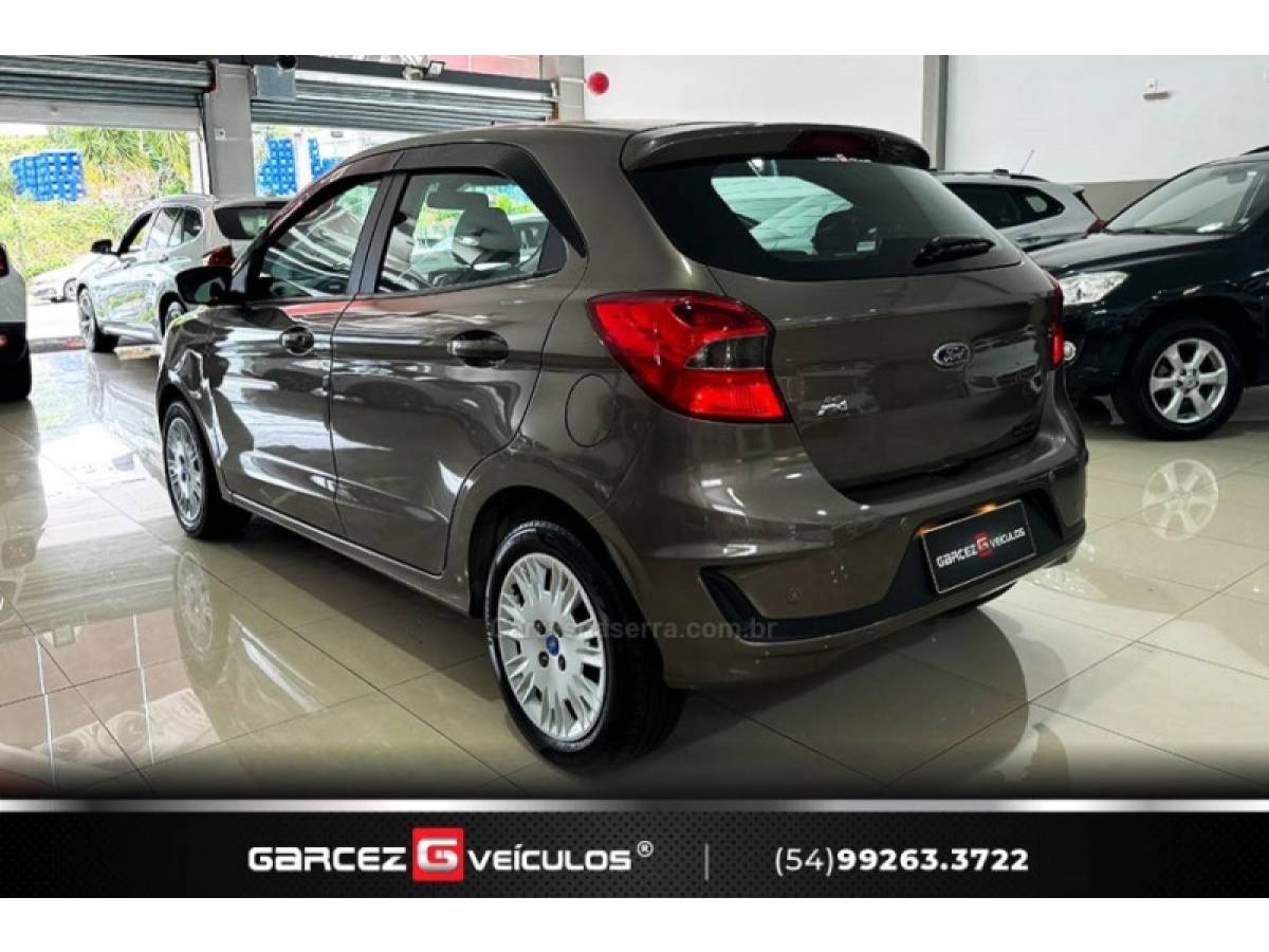 FORD - KA - 2020/2021 - Cinza - R$ 58.900,00