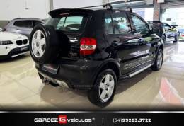 VOLKSWAGEN - CROSSFOX - 2005/2006 - Preta - R$ 32.900,00