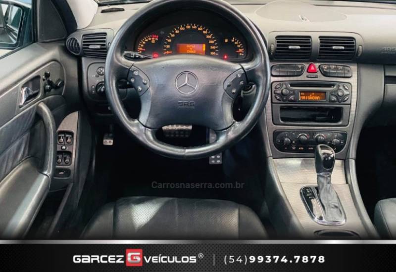 MERCEDES-BENZ - C 230 K - 2004/2004 - Preta - R$ 53.000,00