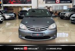 TOYOTA - ETIOS - 2015/2015 - Cinza - R$ 47.900,00