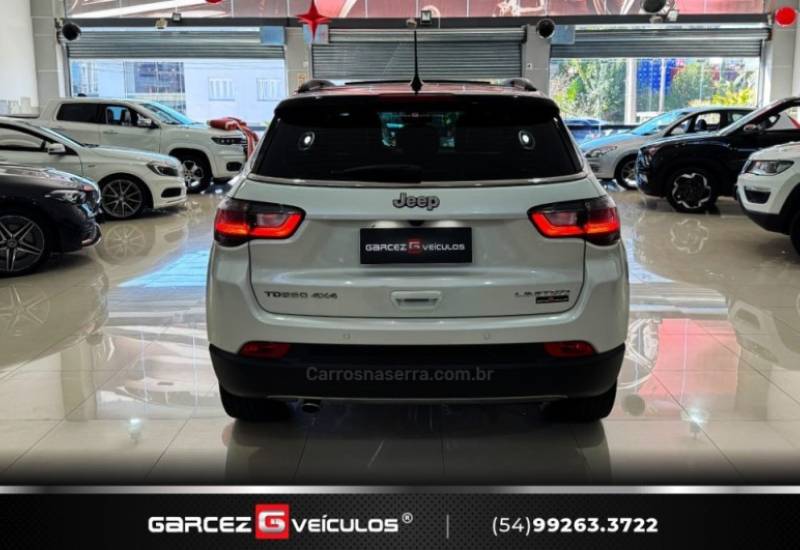 JEEP - COMPASS - 2022/2022 - Branca - R$ 162.000,00