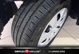 TOYOTA - ETIOS - 2015/2015 - Cinza - R$ 47.900,00
