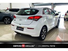 HYUNDAI - HB20 - 2016/2017 - Branca - R$ 53.900,00