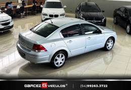 CHEVROLET - VECTRA - 2008/2009 - Prata - R$ 39.900,00