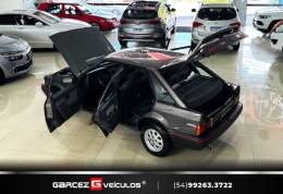 FORD - ESCORT - 1992/1992 - Cinza - R$ 46.000,00