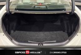 TOYOTA - COROLLA - 2015/2016 - Branca - R$ 88.000,00