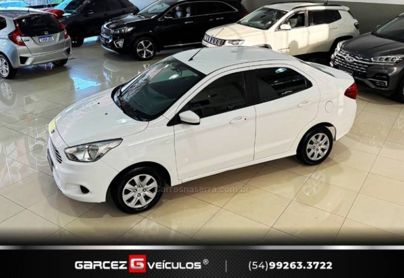 FORD - KA - 2017/2018 - Branca - R$ 47.900,00