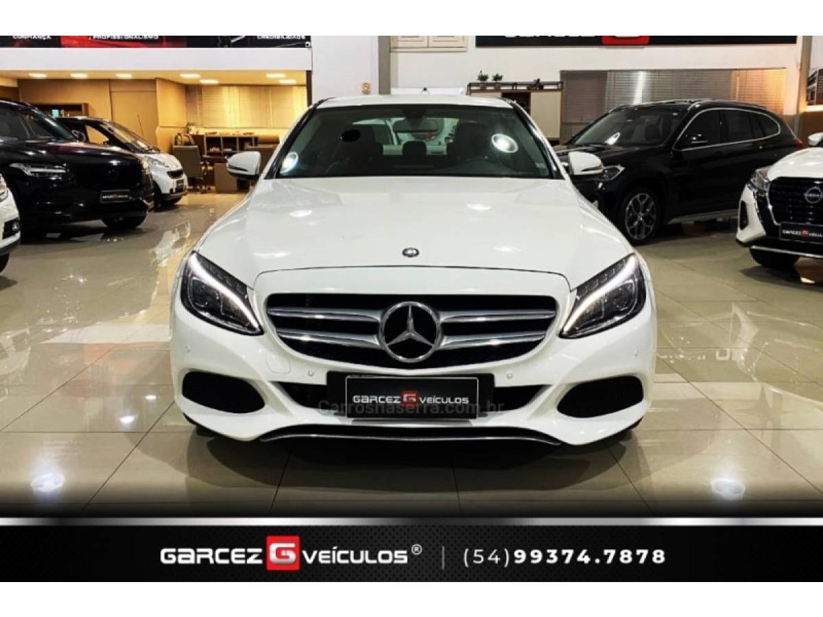 MERCEDES-BENZ - C 180 - 2015/2016 - Branca - R$ 117.900,00