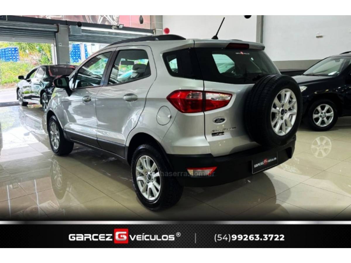 FORD - ECOSPORT - 2018/2019 - Prata - R$ 72.000,00