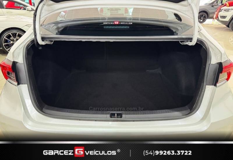 TOYOTA - COROLLA - 2022/2023 - Branca - R$ 136.000,00