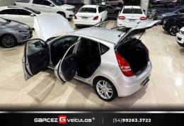 HYUNDAI - I30 - 2010/2011 - Prata - R$ 45.900,00