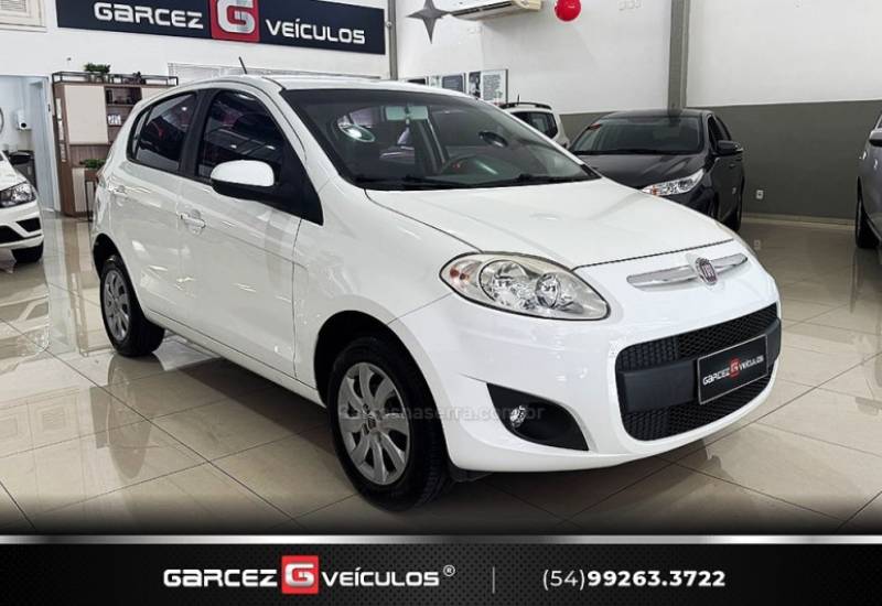 FIAT - PALIO - 2012/2013 - Branca - R$ 33.000,00