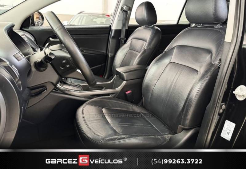 KIA MOTORS - SPORTAGE - 2012/2013 - Preta - R$ 75.000,00