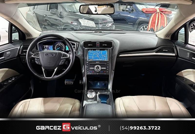 FORD - FUSION - 2016/2017 - Branca - R$ 110.000,00