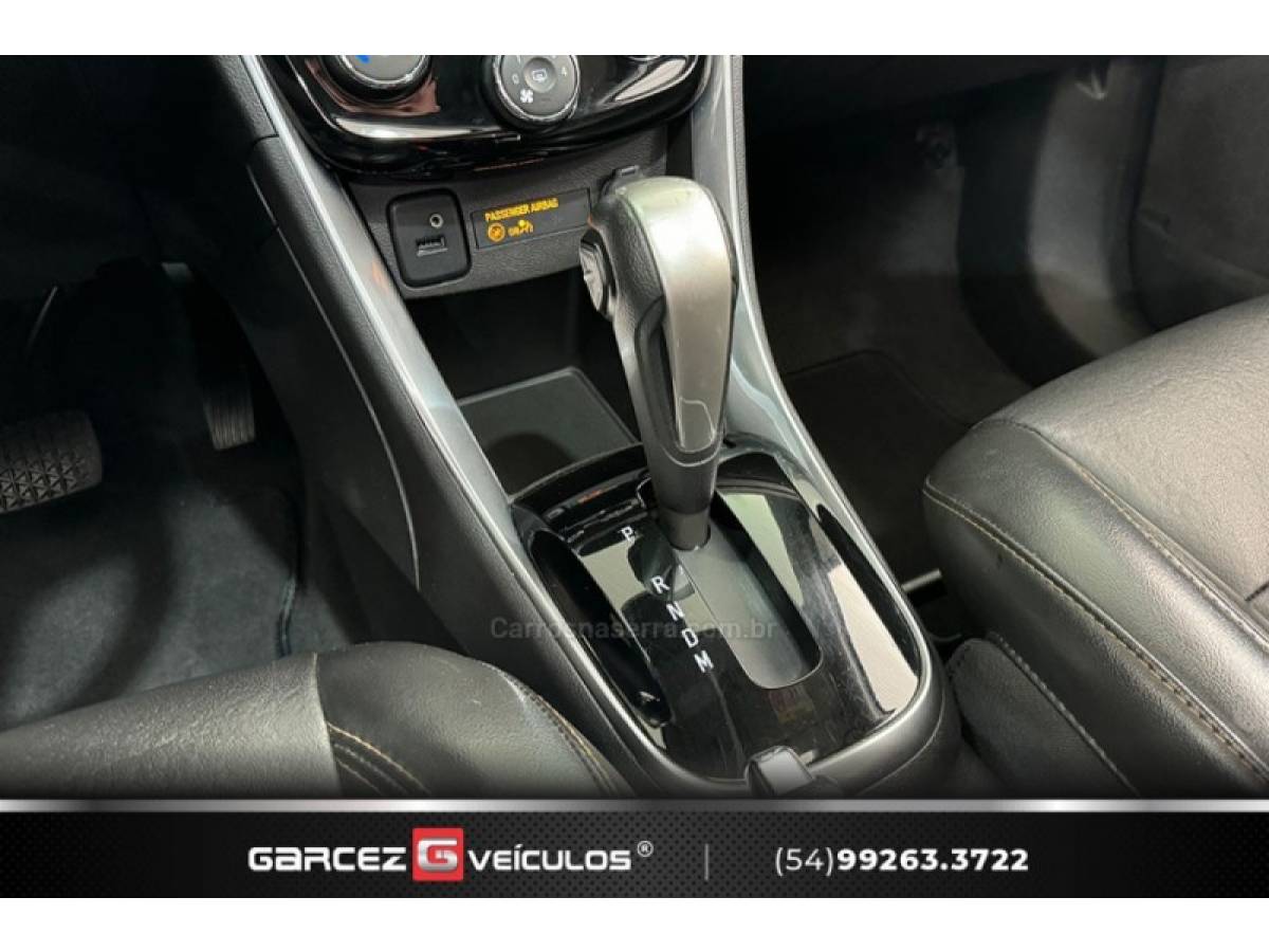 CHEVROLET - TRACKER - 2017/2018 - Preta - R$ 93.900,00