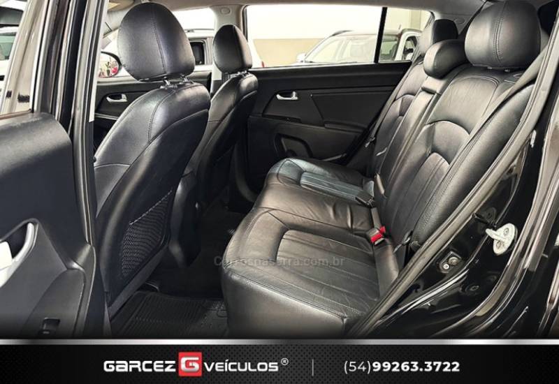 KIA MOTORS - SPORTAGE - 2012/2013 - Preta - R$ 75.000,00