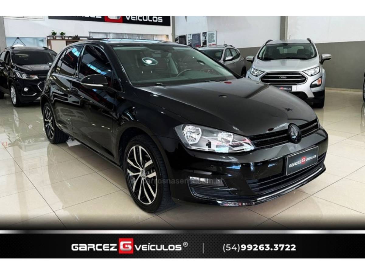 VOLKSWAGEN - GOLF - 2017/2017 - Preta - R$ 105.000,00