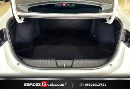 FIAT - CRONOS - 2017/2018 - Branca - R$ 64.900,00