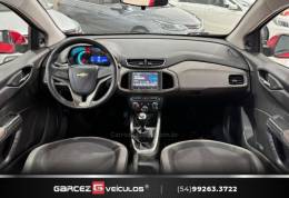 CHEVROLET - PRISMA - 2015/2015 - Vermelha - R$ 51.000,00