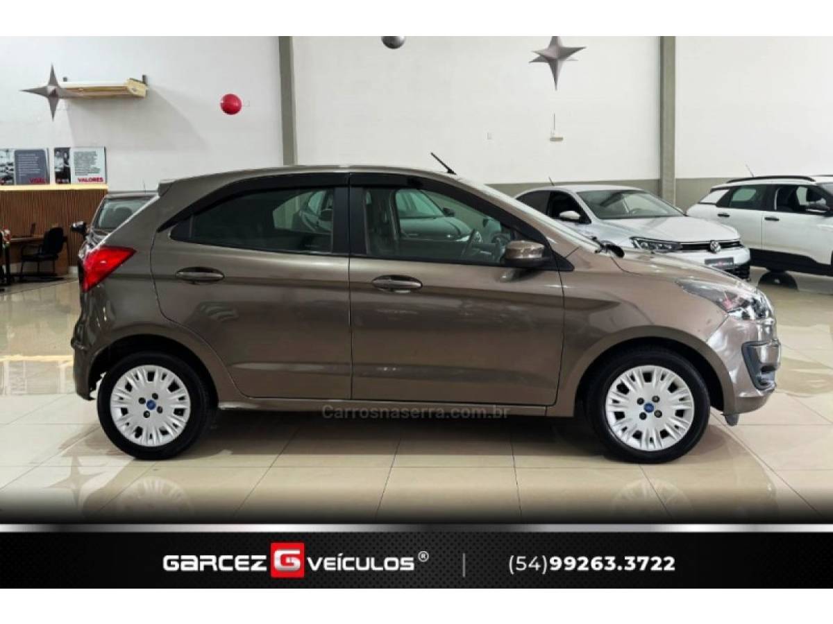 FORD - KA - 2020/2021 - Cinza - R$ 58.900,00