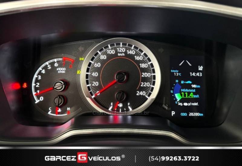 TOYOTA - COROLLA - 2022/2023 - Branca - R$ 136.000,00