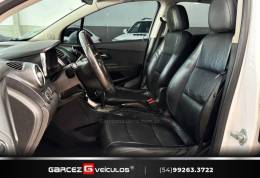 CHEVROLET - TRACKER - 2013/2014 - Branca - R$ 68.900,00