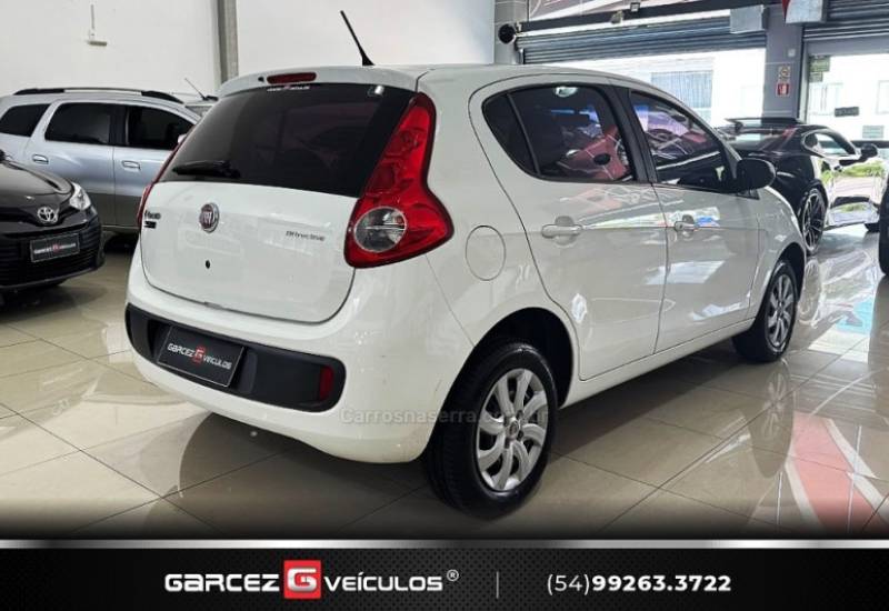 FIAT - PALIO - 2012/2013 - Branca - R$ 33.000,00