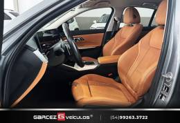 BMW - 320I - 2023/2023 - Cinza - R$ 237.000,00