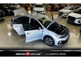 VOLKSWAGEN - VIRTUS - 2023/2024 - Prata - R$ 125.000,00