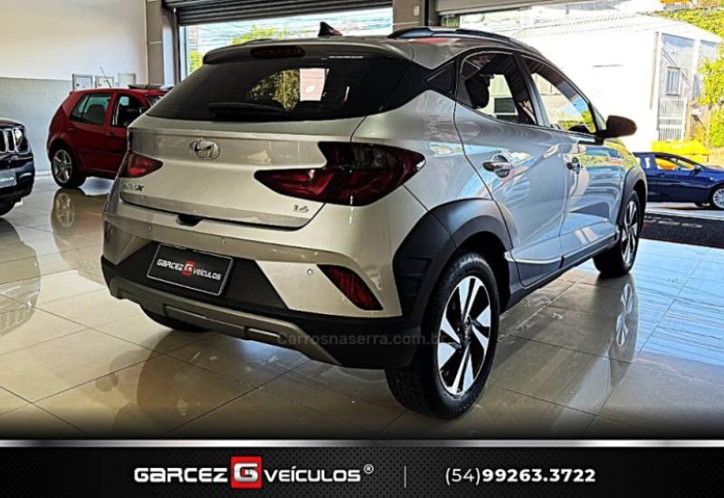 HYUNDAI - HB20X - 2019/2020 - Prata - R$ 85.900,00