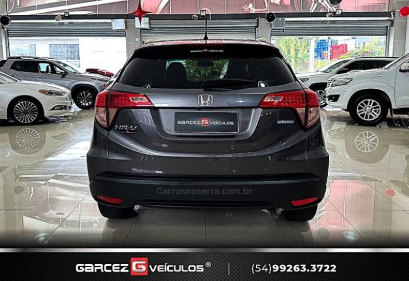 HONDA - HR-V - 2015/2016 - Cinza - R$ 85.900,00