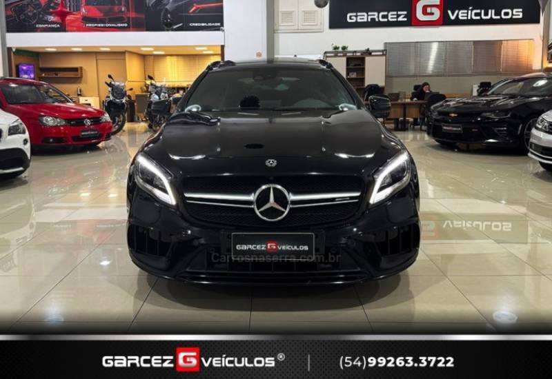 MERCEDES-BENZ - GLA 45 AMG - 2018/2019 - Preta - R$ 249.900,00