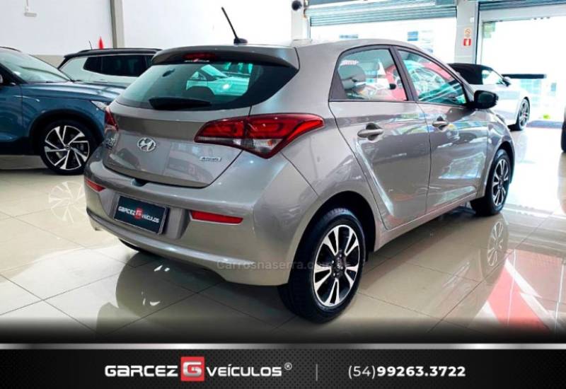 HYUNDAI - HB20 - 2019/2019 - Prata - R$ 71.900,00