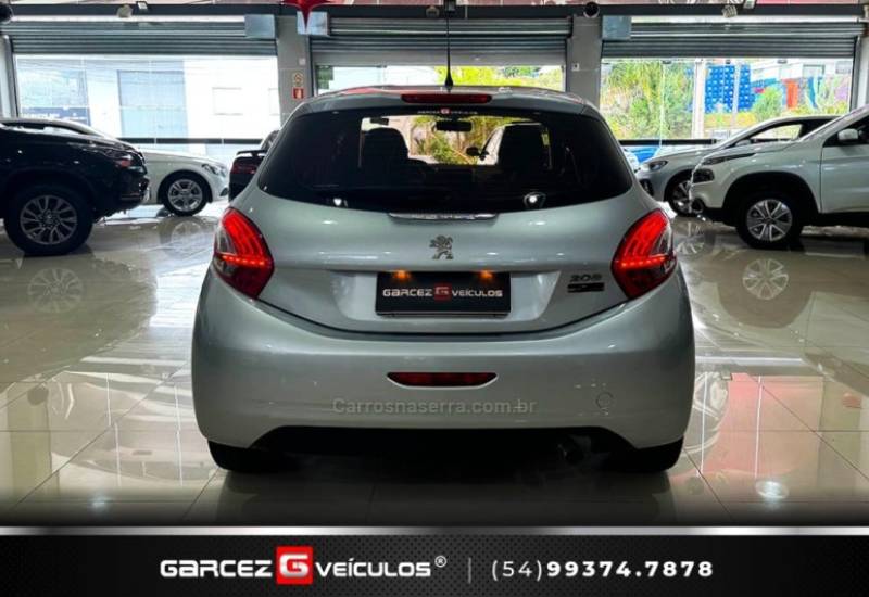 PEUGEOT - 208 - 2015/2016 - Prata - R$ 45.900,00